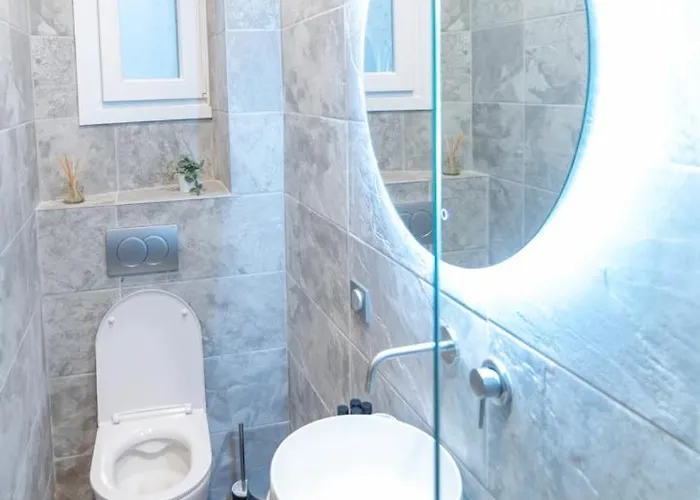 To Spitaki Lejlighed *